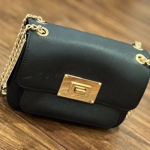 Micheal Kors small shoulder flap